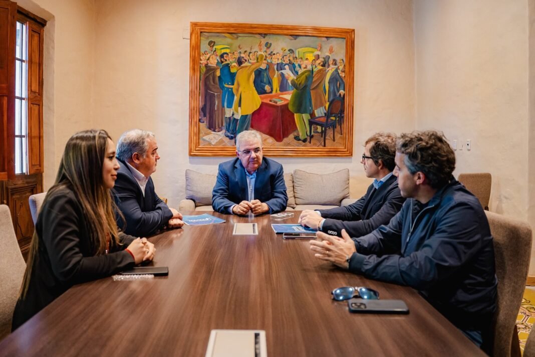 Gobierno y la ONG “Pequeños Pasos” articularán acciones para fortalecer la primera infancia