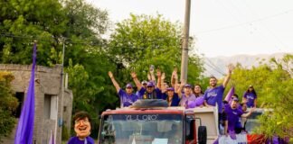 La Libertad Avanza realizó una multitudinaria caravana de cierre de campaña en el Valle Central