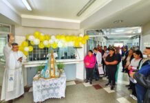 La Madre Morena visita el centro de salud Carlos Bravo