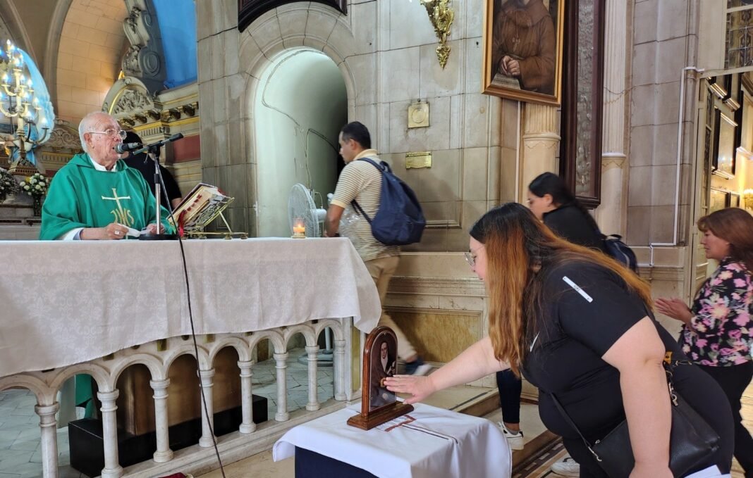 La reliquia de Mama Antula visita el Santuario Catedral