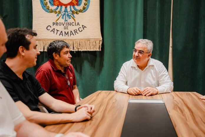 Acuerdan mejoras en la Cuesta Redonda y el Gobernador presentará los proyectos para la Puna