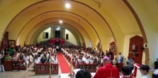 Confirmaciones en la parroquia Jesús Niño