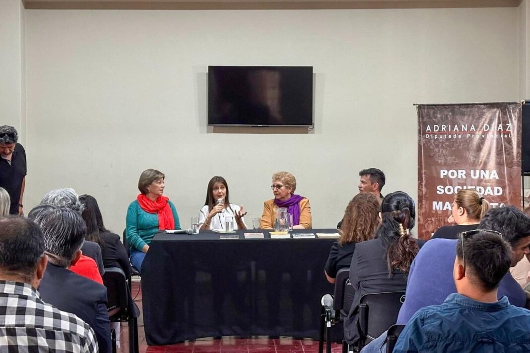 Encuentro poético en homenaje a Luis Franco