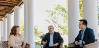 Jalil recibió a la mamá de Nahuel Gallo y expresó su preocupación por su situación en Venezuela