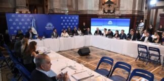 El Gobierno obtuvo el dictamen de la reforma laboral en el Senado, pero se debatirá en febrero