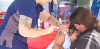 El Vacunatorio Móvil continúa su recorrido por los barrios de Capital