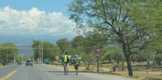 𝗣𝗼𝗿 𝗽𝗿𝗲𝘀𝗲𝗻𝗰𝗶𝗮 𝗱𝗲 𝗽𝗲𝗿𝗲𝗴𝗿𝗶𝗻𝗼𝘀, 𝘁𝗿𝗮𝗻𝘀𝗶𝘁𝗮𝗿 𝗰𝗼𝗻 𝗽𝗿𝗲𝗰𝗮𝘂𝗰𝗶𝗼́𝗻 𝗽𝗼𝗿 𝗿𝘂𝘁𝗮𝘀 𝗻𝗮𝗰𝗶𝗼𝗻𝗮𝗹𝗲𝘀