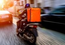 La creación de empleo precario permitió que bajara el desempleo