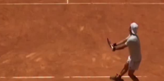 Gran golpe de Manu La Serna: derrotó al favorito y se metió en cuartos del Challenger de Buenos Aires