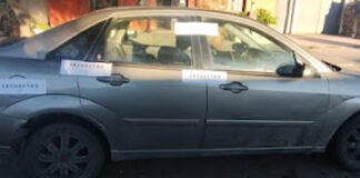 Arrestaron a dos personas y secuestraron un auto en un control policial