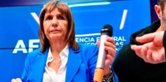 “Lo compré por Amazon”: Bullrich habló de su traje y avivó el debate por los precios