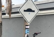 Tragedia en la Capital: Murió un motociclista tras chocar contra un poste