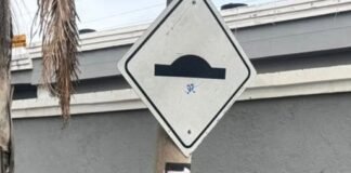 Tragedia en la Capital: Murió un motociclista tras chocar contra un poste