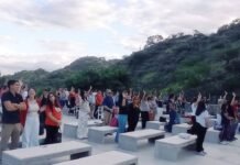 Celebran el don de la vida en el Santuario de la Gruta