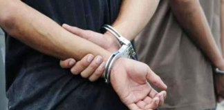 Confirman la detención de dos acusados de robar en un local de la Capital