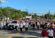 Desde la plaza de Choya hasta la Gruta