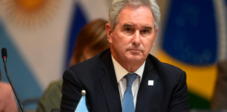 El Gobierno confirmó que 248 argentinos regresaron al país desde Emiratos Árabes por la escalada en Medio Oriente