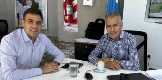 EL INTENDENTE RAÚL BAROT ANALIZÓ LA SITUACIÓN FINANCIERA DEL MUNICIPIO Y EL PROCESO PARITARIO CON GREMIOS.
