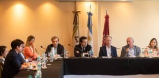 El vicegobernador acompañó la sesión del Consejo Ejecutivo de CAMARCO y destacó la importancia de la obra pública para el NOA