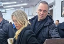 Investigan los viajes de Manuel Adorni a Nueva York y Punta del Este