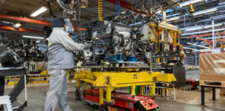 La economía creció 4,4% en 2025, pero se desaceleró por segundo trimestre consecutivo