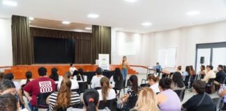 Salud capacita a referentes comunitarios para fortalecer la prevención del suicidio