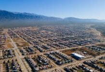 Vivienda consulta a vecinos de Valle Chico qué comercios debería tener el futuro Centro Comercial