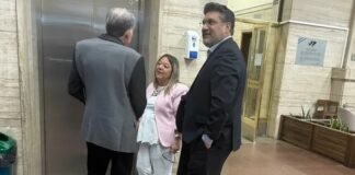 Investigación por presunto enriquecimiento ilícito de Adorni: Se presentó la escribana del jefe de Gabinete