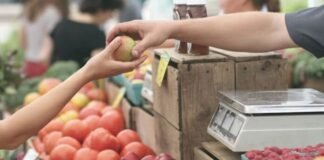 Las ventas minoristas volvieron a caer en marzo y ya van 11 meses en baja