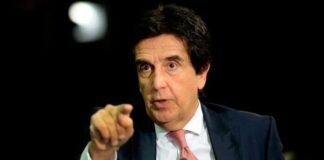 “Prostituyó el capitalismo occidental”: Melconian arremetió fuerte contra Milei