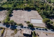 Raúl Jalil recorrió el predio donde se construirá el Hospital de Palo Blanco