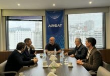Raúl Jalil se reunió con autoridades de ARSAT para avanzar con la extensión de fibra óptica en el interior