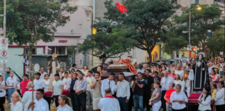 Vía Crucis por calles del casco céntrico con meditaciones del Beato Esquiú