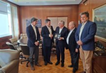 El Gobernador se reunió con autoridades Automóvil Club Argentino para dialogar sobre el Gran Premio Argentino Histórico