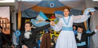 Gustavo Saadi encabezó el acto por el 216° aniversario de la Revolución de Mayo en la Escuela Municipal N° 3
