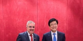 Raúl Jalil mantuvo un encuentro con autoridades de Fujian para ampliar la cooperación bilateral