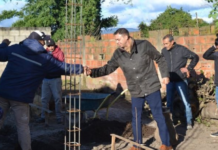 Barot recorrió los avances de las obras en el CAPS B° Obrero y el Vacunatorio Central