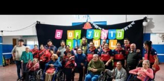 Bomberos Voluntarios festejaron su día donando sangre y compartiendo con niños y adultos mayores