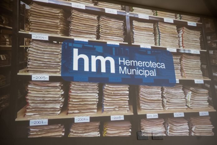 La Capital impulsa la modernización de la Hemeroteca Municipal mediante un avanzado sistema de digitalización histórica