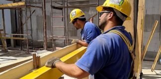 La construcción y la industria volvieron a caer en abril: los rubros más golpeados