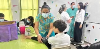 PROSANE controló a 460 estudiantes y aplicó 230 vacunas en las escuelas de la Capital
