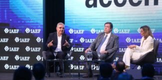 Raúl Jalil expuso “La mirada de los Gobernadores” en el 43° Congreso Anual de la IEAF