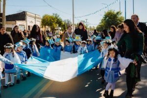Tapso celebró su Bicentenario con un acto y colorido desfile institucional