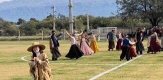 Antonella Solohaga presenta «Poncho de mi Catamarca», un homenaje musical a la fiesta de la identidad catamarqueña