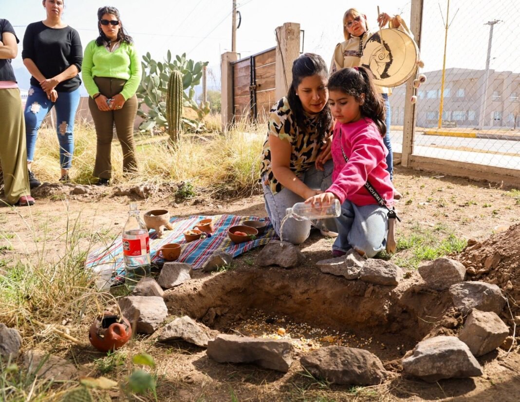 Casa de la Puna invita a celebrar a la Pachamama con feria, artistas, danzas y gastronomía
