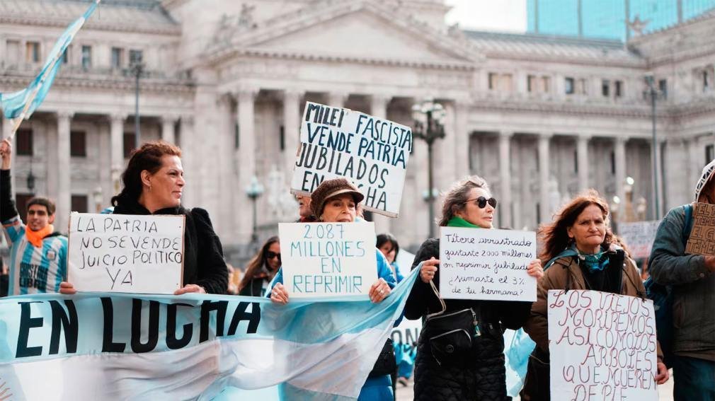 CGT, CTA y movimientos sociales preparan protestas contra el Gobierno nacional