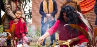 Corpachada en gratitud a la Pachamama en la Casa de la Cultura