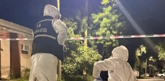 Crimen en La Chacarita: autopsia confirmó que la mujer murió por múltiples lesiones