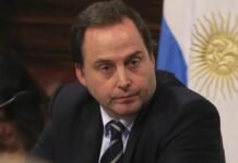 EL DEFENSOR DEL PUEBLO DALMACIO MERA, ABANDONÓ SU CARGO PARA VIAJAR AL MUNDIAL?