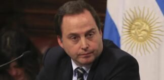 EL DEFENSOR DEL PUEBLO DALMACIO MERA, ABANDONÓ SU CARGO PARA VIAJAR AL MUNDIAL?